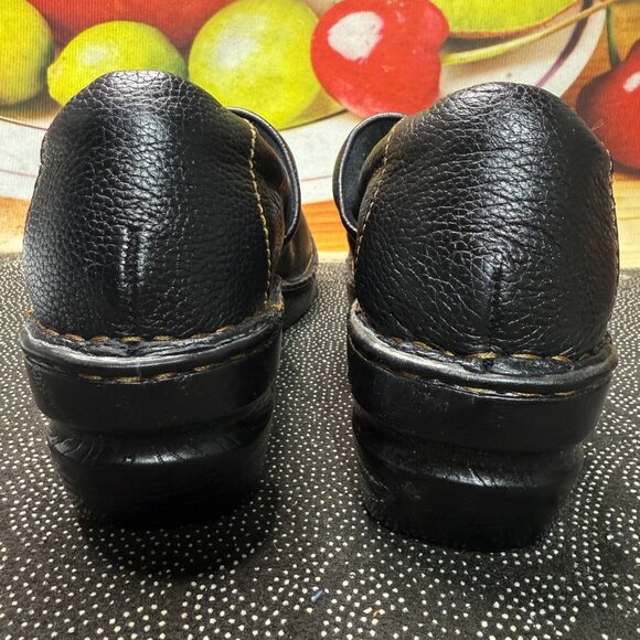 B.Ø.C Black Leather Slip-On Clogs Size 9.5M - Picture 4 of 8